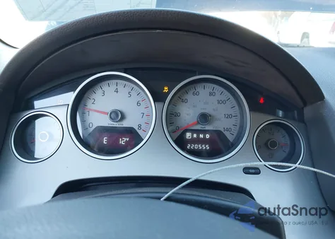 2011 Volkswagen Routan Se z USA, uszkodzony, nr VIN 2V4RW3DG3BR634058